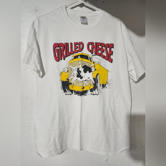 White Graphic Grilled Cheese T-Shirt size Large 100% cotton - Picture 1 of 6